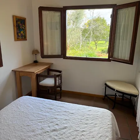 La Cerca Del Alcornoque *