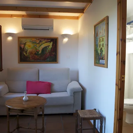 La Cerca Del Alcornoque Country house *