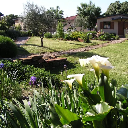 La Cerca Del Alcornoque * Casas de Belvis