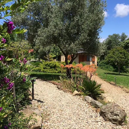 La Cerca Del Alcornoque * Casas de Belvis