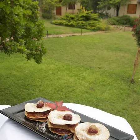 La Cerca Del Alcornoque *