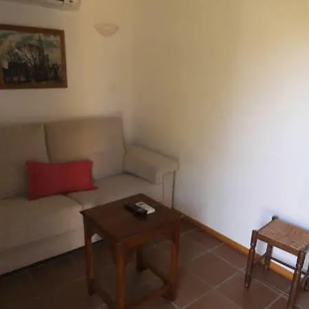 La Cerca Del Alcornoque *