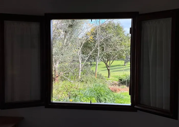 La Cerca Del Alcornoque Casas de Belvis