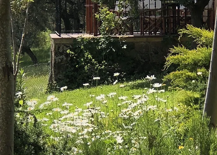 La Cerca Del Alcornoque Casas de Belvis
