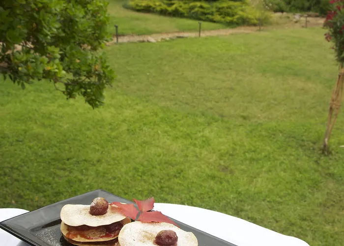 La Cerca Del Alcornoque *